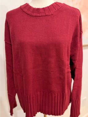 GAP Women's Crewneck Sweater in Berry Red